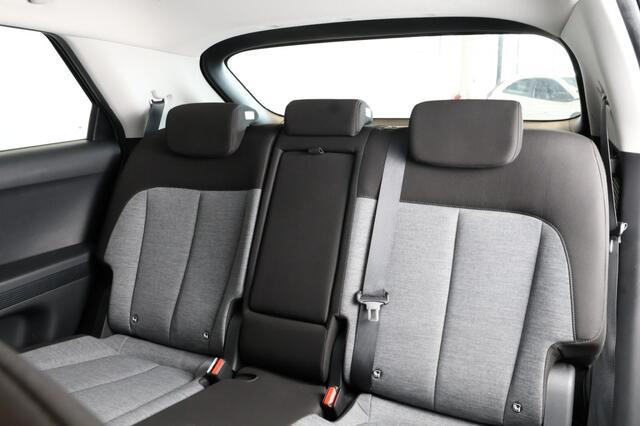 Hyundai IONIQ Style 73 kWh - SOH 90% - Trekhaak - Stoel + stuurverw. - CarPlay