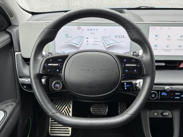 Hyundai IONIQ 5 Lounge 77.4 kWh Automaat 228pk / Accu SOH 100% / Fabrieksgarantie tot 12-2027 / WLTP 507 km / CCS snellader / Head Up Display / warmtepomp / Trekgewicht 1600 kg / Stuur-, Stoel & Achterbank verwarming / 8 jaar Batterij Garantie /