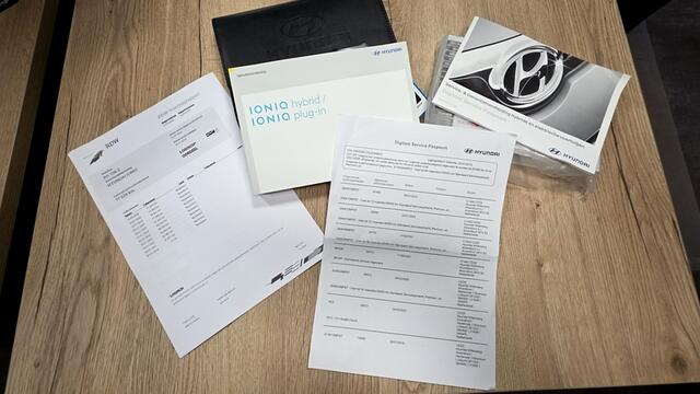 Hyundai IONIQ 1.6 GDi Hybrid / Adaptive Cruise
