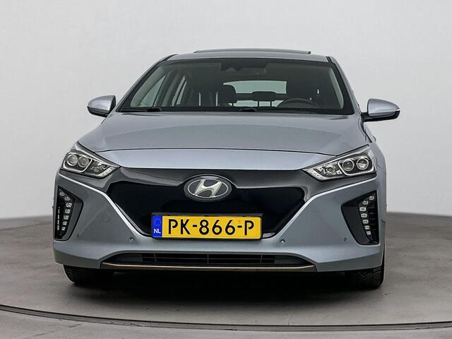 Hyundai IONIQ Premium EV | 28kWh | Lederen bekleding | Stoel- en stuurverwarming | Elektrisch verstelbare stoel | Schuif-/kanteldak elektrisch bedienbaar