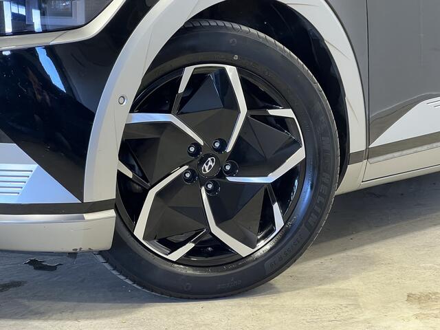 Hyundai IONIQ 5 Lounge 73kWh | Navigatie/Android/Apple Carplay | LM Velgen 19" | Warmtepomp | Voorstoelen/Achterbank Verwarmd | Lederen Bekleding | Cruise Control Adaptief | Airco |