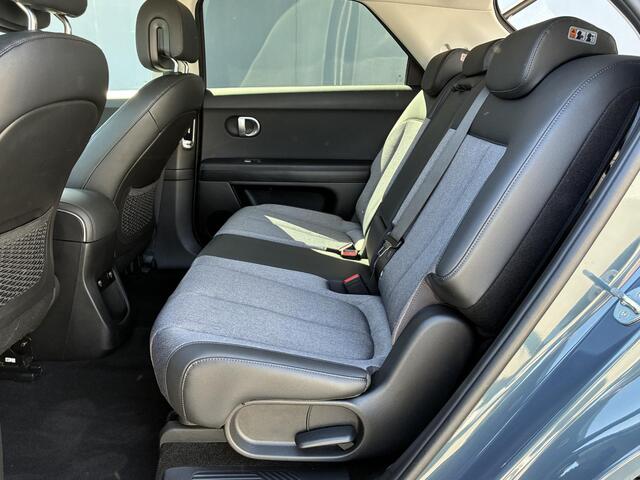 Hyundai IONIQ 5 Connect 77.4 kWh Automaat / Fabrieksgarantie tot 02-2028 / 8 jaar Batterijgarantie / Warmtepomp / dealer onderhouden / Elektrische stoelen/Achterklep / Apple Carplay/Android Auto / Stuur-, stoelverwarming / 19" LM /