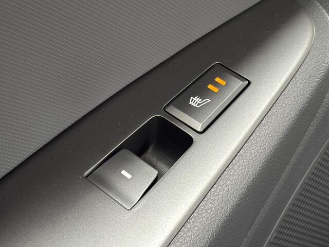 Hyundai IONIQ 1.6 GDi Premium / Stoelventilatie / Stuur-, Stoel- en Achterbankverwarming / Apple Carplay&Android Auto / Memory bestuurdersstoel / Cruise Control Adaptief / Led / Keyless / Camera /