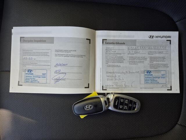 Hyundai IONIQ 5 Lounge 73kWh / SOH 100% / Dealer onderhouden / 1.600 kg trekgewicht / WLTP 451 km / CCS snellader / Warmtepomp / Head Up Display / Panoramadak / Bose Audio Systeem / Elektrische achterklep / Stuur- Stoel & Achterbank verwarming / Rondomzicht camera /