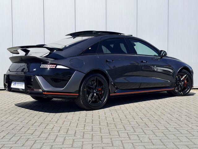 Hyundai IONIQ 6 N 84 kWh AWD / NIEUW BINNEN / 650 PK & 770 NM / 487KM WLTP / Stoelverkoeling / Stoelverwarming Voor + Achter / Stuurverwarming / 360 Camera /