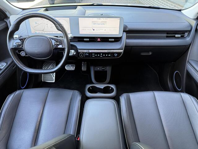 Hyundai IONIQ 5 Lounge 73kWh / Eerste Eigenaar / Dealer Onderhouden / Trekhaak / 1600KG Trekgewicht / Elektrische Stoelen met Geheugen / 360º Camera / Stoel Verwarming+Verkoeling / Stuur Verwarming / Head-Up Display / 20'' LM Velgen /