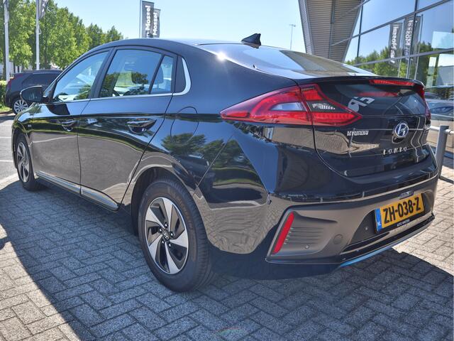 Hyundai IONIQ 1.6 GDi Comfort | Navigatie | Camera | Climate Control | Adaptive Cruise Control |