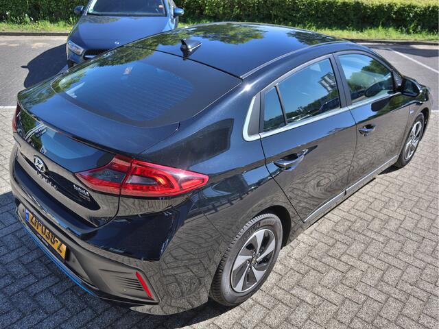 Hyundai IONIQ 1.6 GDi Comfort | Navigatie | Camera | Climate Control | Adaptive Cruise Control |