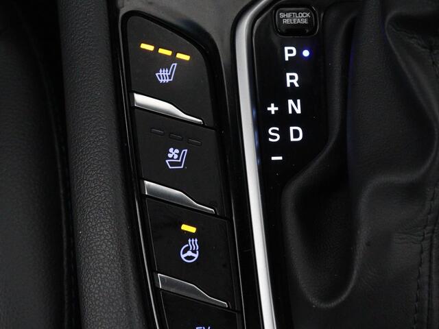 Hyundai IONIQ 1.6 GDi PHEV Premium | Stoelventilatie | Leder | Camera | Carplay | Infinity Sound | Climate control | Stoelverwarming | Bi-Xenon | Adaptive cruise | Plug In