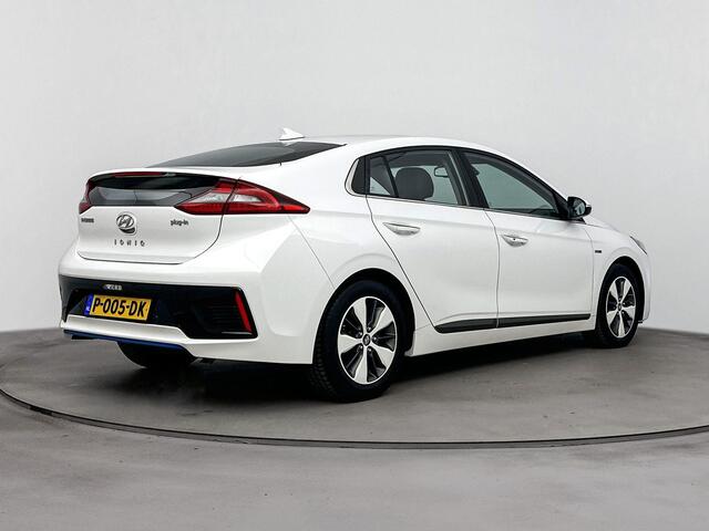 Hyundai IONIQ 1.6 GDi PHEV Premium | Schuifdak | Leer | Stoel + stuurverwarming | Memory | Stoelventilatie |
