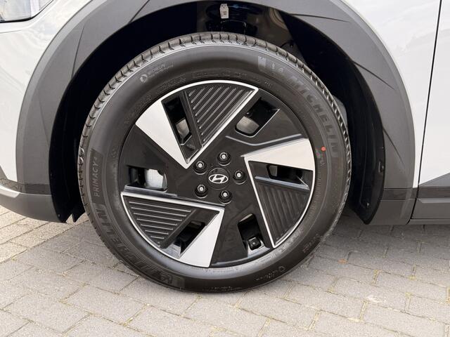 Hyundai IONIQ 5 Long range Pure Edition 84 kWh | Direct leverbaar | Leder/stof |