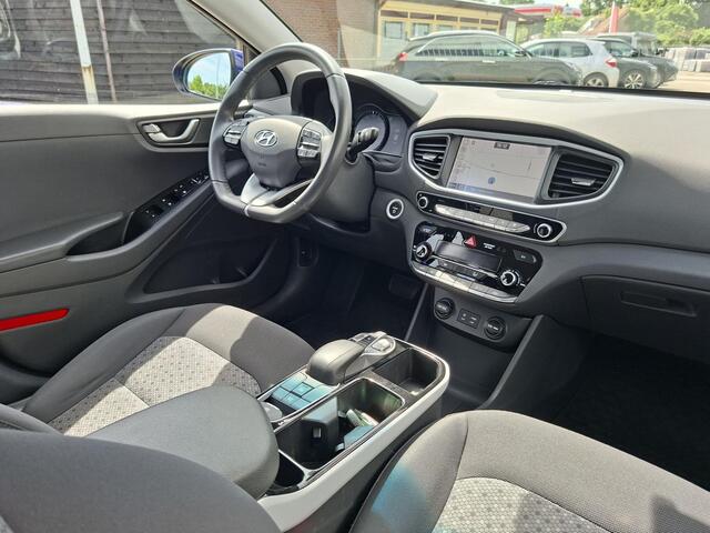 Hyundai IONIQ Comfort EV - SOH 95% | Carplay | Adpt. Cruise | Cam. | All-seasons