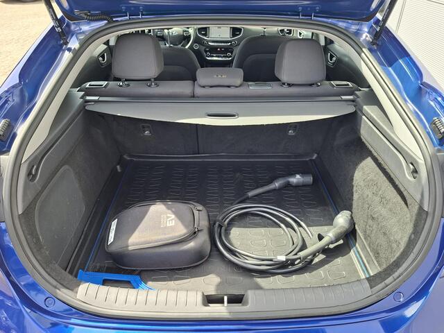Hyundai IONIQ Comfort EV - SOH 95% | Carplay | Adpt. Cruise | Cam. | All-seasons
