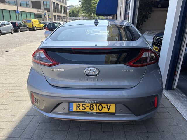 Hyundai IONIQ Comfort EV CARPLAY/CAMERA/CLIMA/NL AUTO/NAP