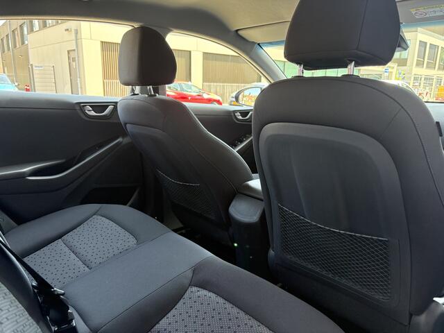 Hyundai IONIQ Comfort EV CARPLAY/CAMERA/CLIMA/NL AUTO/NAP
