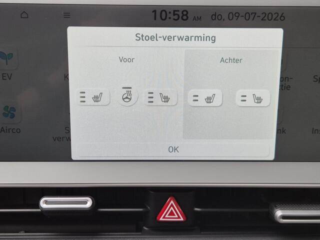 Hyundai IONIQ 5 Connect 77.4 kWh / SOH 100% / Fabrieksgarantie tot 04-2028 / Dealer onderhouden / CCS snelladen / WLTP bereik 507 km bereik stad 710 km / Stuur- Stoel & Achterbank verwarming / Trekgewicht 1600 kg / Achteruitrijcamera / Adaptief cruise control /