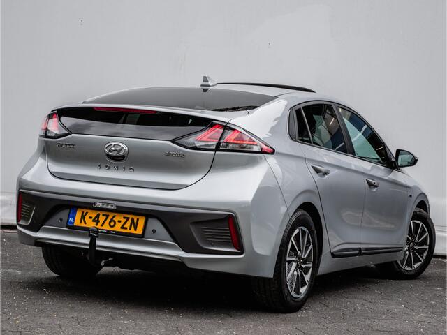Hyundai IONIQ Premium EV 38 kWh Warmtepomp/ Trekhaak/ Lederen int./ Stoelventilatie/ schuifdak/ Camera