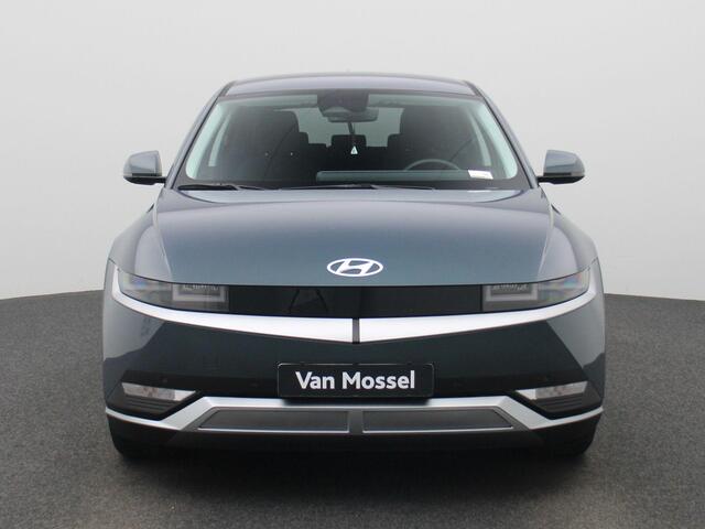 Hyundai IONIQ 5 77.4kWh Core 229PK | Adaptieve Cruise Control | Navigatie | Stoelverwarming | Achteruitrijcamera | Apple CarPlay & Android Auto