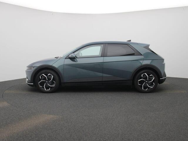 Hyundai IONIQ 5 77.4kWh Core 229PK | Adaptieve Cruise Control | Navigatie | Stoelverwarming | Achteruitrijcamera | Apple CarPlay & Android Auto