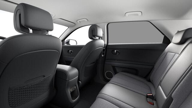 Hyundai IONIQ 5 Standard Range Pure Edition 63 kWh / ¤2000,- Voordeel / Stoelverwarming Voor + Achter / Stuurverwarming / BOSE Audio / Achteruitrijcamera / Elek. Achterklep / LED Verlichting /