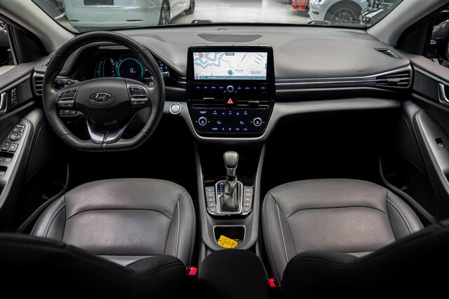 Hyundai IONIQ 1.6 GDi PHEV Navi Leer Camera Infinity Climate Stoelventilatie Stoelverwarming voor & achter Memory seats Stuurverwarming PDC LM velgen BTW auto! Parking Assistant