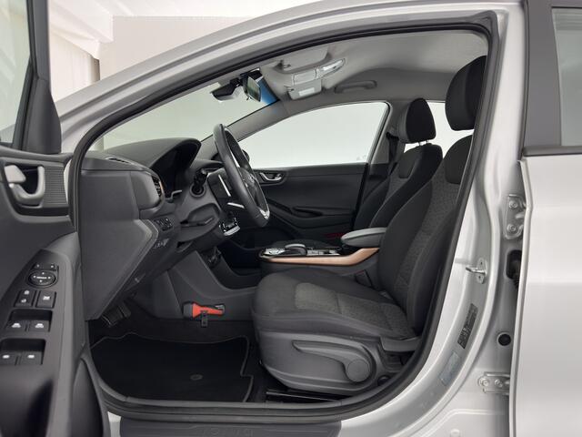 Hyundai IONIQ Comfort EV (INCL-BTW) Aut. *ADAPTIVE-CRUISE | DIGI-COCKPIT | SHIFTPADDLES | LANE-ASSIST | CCS-FASTLOADER | CRUISE | CAMERA | KEYLESS | DAB+ | NAVI-FULLMAP | ECC | PDC | 16"*
