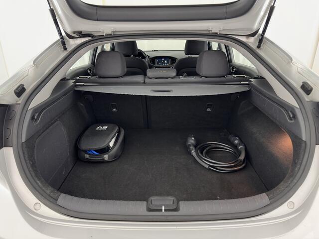 Hyundai IONIQ Comfort EV (INCL-BTW) Aut. *ADAPTIVE-CRUISE | DIGI-COCKPIT | SHIFTPADDLES | LANE-ASSIST | CCS-FASTLOADER | CRUISE | CAMERA | KEYLESS | DAB+ | NAVI-FULLMAP | ECC | PDC | 16"*