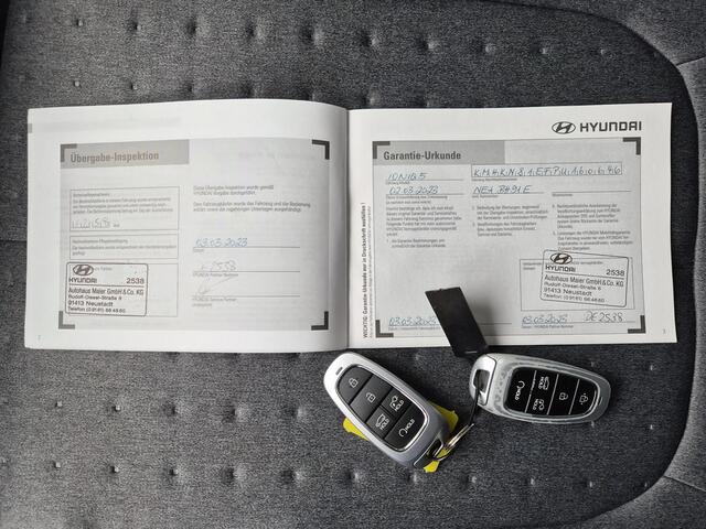 Hyundai IONIQ 5 Connect 77.4 kWh / SOH 100% / Fabrieksgarantie tot 03-2028 / Dealer onderhouden / CCS snelladen / Warmtepomp / Trekgewicht 1600 kg / WLTP bereik 507 km bereik stad 507 km / Stuur- Stoel & Achterbank verwarming / Achteruitrijcamera / Elektrische achterkl