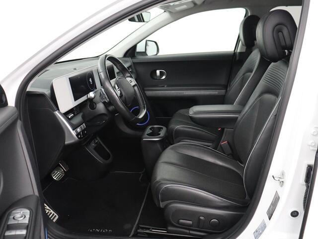 Hyundai IONIQ 5 Connect+ AWD 73kWh | Trekhaak | Leder | Head-up | Stuur/stoel verwarming | Adaptive cruise | Camera | Park assist | Carplay | Bose sound |