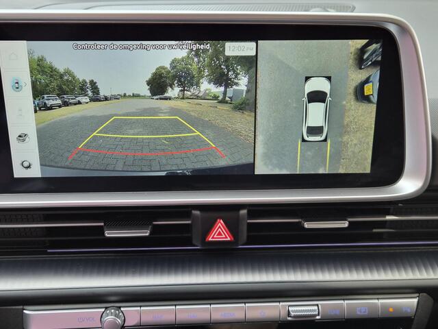 Hyundai IONIQ 6 Business 77.4 kWh / SOH 100% / Fabrieksgarantie tot 05-2028 / Bose Audio Systeem / Dealer onderhouden / Glazen schuif- en kanteldak / CCS snelladen / Head Up Display / Elektrische achterklep / Trekgewicht 1500 kg / Rondomzicht camera / Stuur- Stoel & A