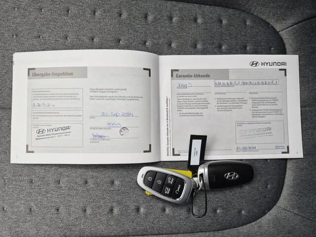 Hyundai IONIQ 5 Connect 77.4 kWh / SOH 98% / Fabrieksgarantie tot 12-2029 / Trekgewicht 1600 kg / CCS snelladen / All season banden / Stuur- Stoel & Achterbank verwarming / Warmtepomp / Achteruitrijcamera / Elektrische achterklep / Apple Carplay Android Auto /