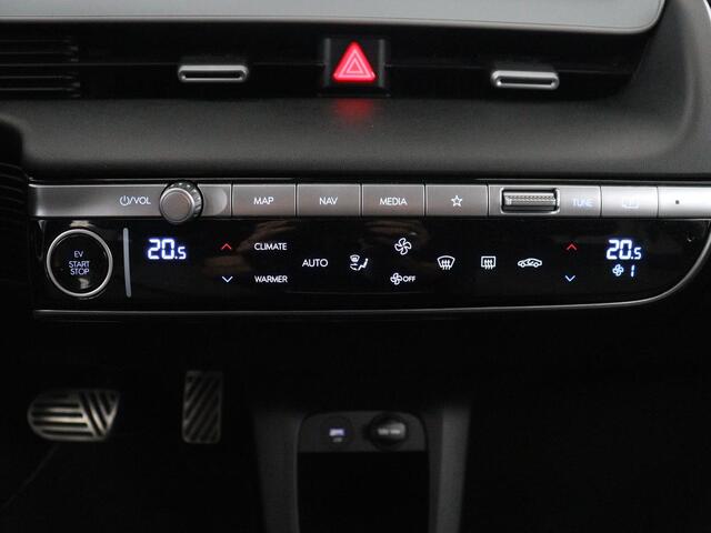 Hyundai IONIQ 5 Connect+ 73kWh Navi | Clima | SOH 95.2% | Half Leder | Camera | Stoelverwarming | Stuurverwarming | Carplay | DAB+ | Bose Audio