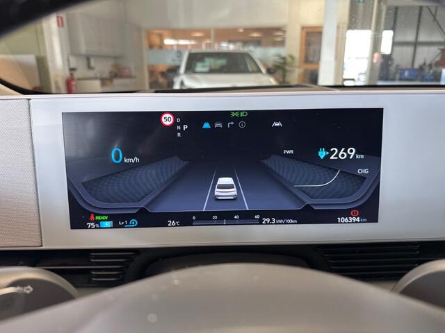 Hyundai IONIQ CONNECT+ 73KWH - TREKHAAK - BOSE - LEER