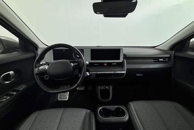 Hyundai IONIQ 5 CONNECT+ 73kWh (99% SOH) I P-CAMERA I WARMTEPOMP I PARELMOER I LEDEREN BEKLEDING