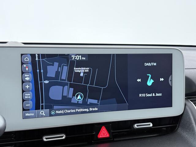 Hyundai IONIQ 5 Lounge 77.4 kWh | Panoramadak | BOSE | 360 Camera | Digitale Spiegels | Stoelgeheugen | Stoelverwarming/-Verkoeling | 1e Eigenaar |