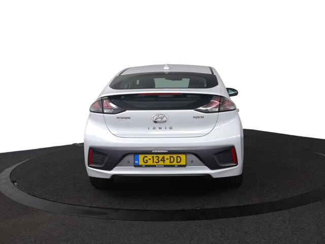 Hyundai IONIQ 1.6 GDi Premium - Plus | Stoelverwarming/Ventilatie | Navigatie | Stuurwiel verwarming | Cruise control adaptief met stop&go |