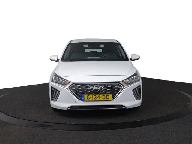 Hyundai IONIQ 1.6 GDi Premium - Plus | Stoelverwarming/Ventilatie | Navigatie | Stuurwiel verwarming | Cruise control adaptief met stop&go |