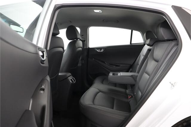 Hyundai IONIQ 1.6 GDi Premium - Plus | Stoelverwarming/Ventilatie | Navigatie | Stuurwiel verwarming | Cruise control adaptief met stop&go |