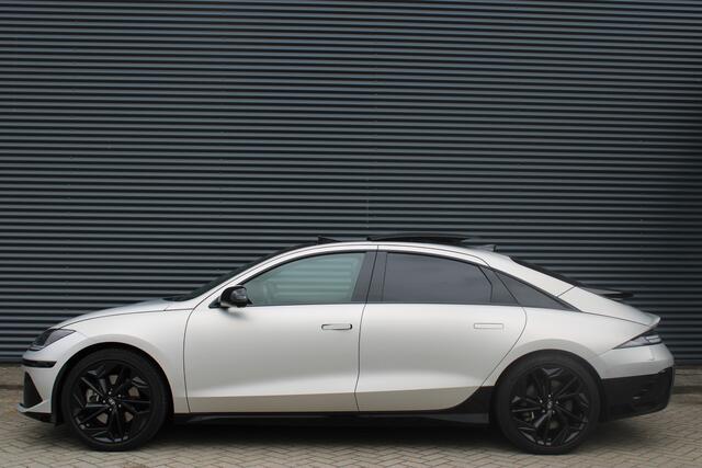 Hyundai IONIQ 6 First Edition AWD 77.4 kWh 325PK Panoramdak Trekhaak Stoel/Stuurverwarming Camera