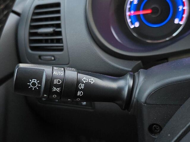Hyundai IX20 1.6i AUTOMAAT STOEL+STUUR VERW. PDC