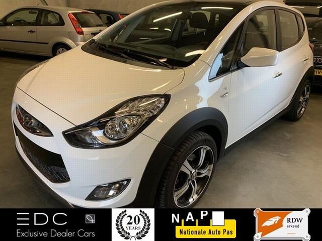 Hyundai IX20 1.4i Crossline X | Zeldzame uitvoering | Panoramadak | PDC | 2016 Etc.