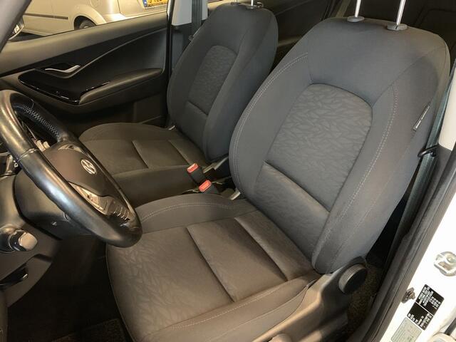 Hyundai IX20 1.4i Crossline X | Zeldzame uitvoering | Panoramadak | PDC | 2016 Etc.