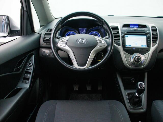 Hyundai IX20 1.4i Go! | All-seasonbanden | Navigatie | Camera