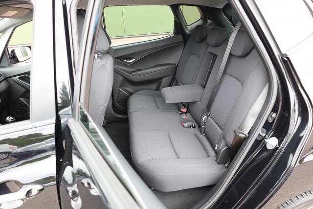 Hyundai IX20 1.4i Go!, Nieuwstaat, Airco, Navigatie, Telefoon, Achteruitrijcamera, Parkeersensoren, Hoge instap, Org NL auto, Isofix, 16 inch lichtmetaal met all season banden