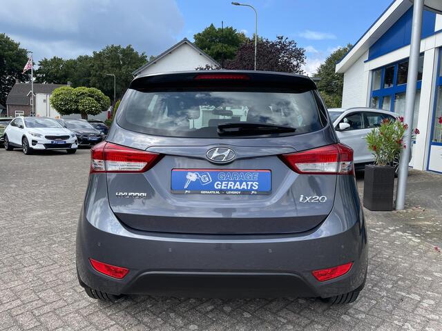 Hyundai IX20 1.6i Go! | 16 " LM-Velgen, Cruise controle en limiter, Keurige auto met weinig km's