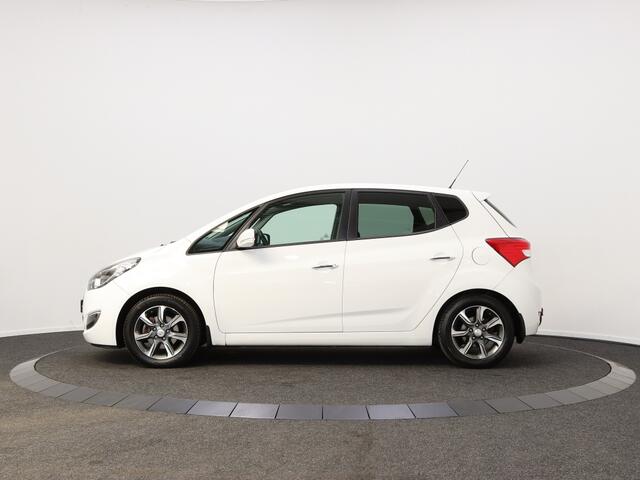 Hyundai IX20 1.6i Premium | Trekhaak | Panoramdak | Navigatie |