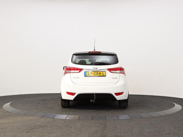 Hyundai IX20 1.6i Premium | Trekhaak | Panoramdak | Navigatie |