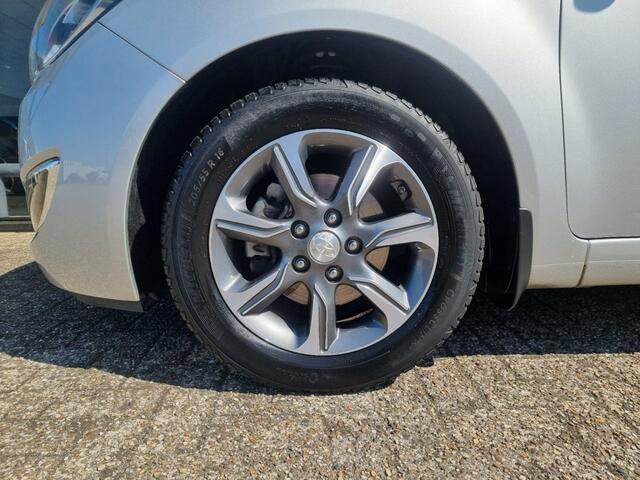 Hyundai IX20 1.4I GO! NAVI/ TREKHAAK/ CAMERA