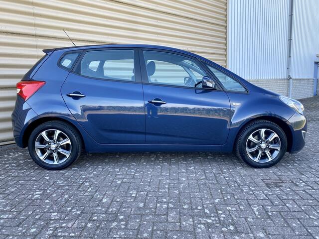 Hyundai IX20 1.6i Premium Automaat [ fm navi,camera,ecc,lmv,cruise ]
