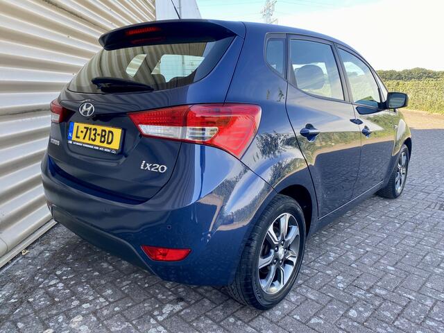 Hyundai IX20 1.6i Premium Automaat [ fm navi,camera,ecc,lmv,cruise ]